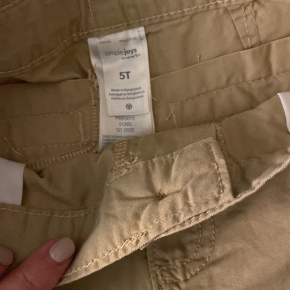 Uniform shorts set 5T 1 khaki 1 navy Like New - Picture 4 of 4